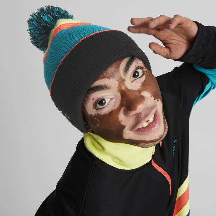 Bonnet De Basket-ball à Pompons Puma Canada Noir Et Pétillant
