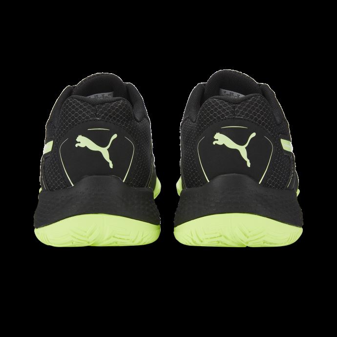 Chaussures De Sports D'intérieur Solarstrike Ii Noir-blanc-lumière Pétillante Puma Canada
