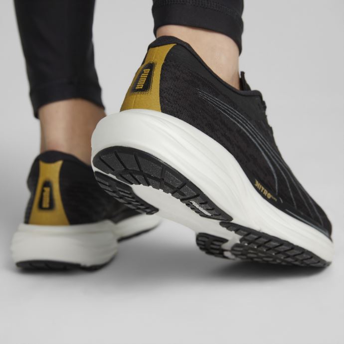 Chaussures De Course Deviate Nitro 2 Femmes Black-team Gold Puma Canada