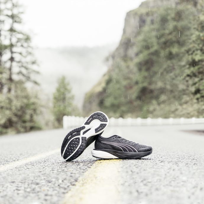 Chaussures De Course Deviate Nitro 2 Wtr Noir-argent Métallisé Femmes Puma Canada
