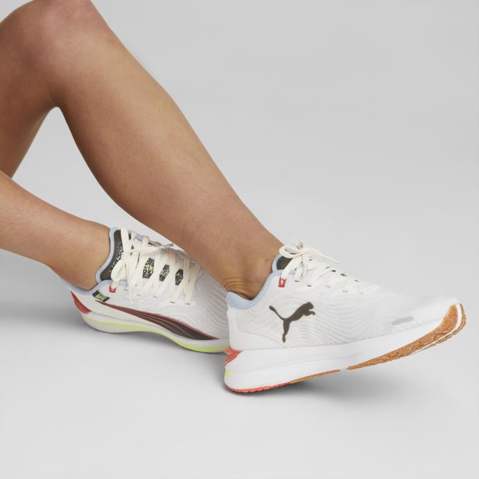 Puma Canada X First Mile Electrify Nitro 2 Femmes Chaussures De Course Blanc-noir-firelight
