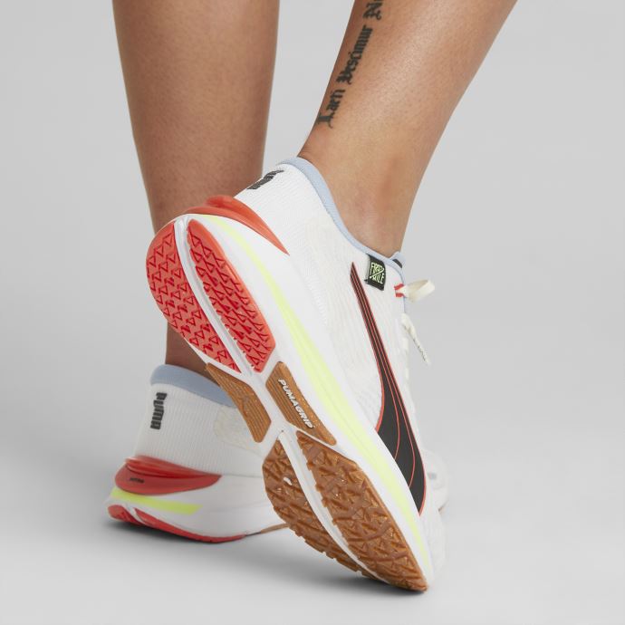 Puma Canada X First Mile Electrify Nitro 2 Femmes Chaussures De Course Blanc-noir-firelight
