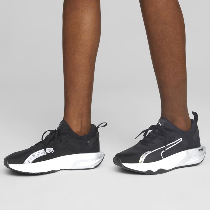 Puma Canada Pwr Xx Nitro Chaussures D'entraînement Femmes Noir-blanc-argent Métallisé
