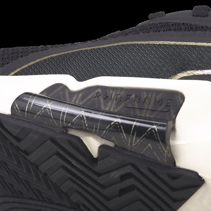 Puma Canada Black-team Gold Pwrframe Tr Deco Glam Chaussures D'entraînement Femmes
