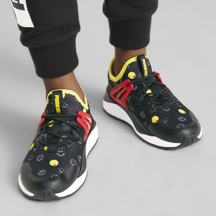 Baskets Puma Canada X Smileyworld Pacer Future Pre-school Noir-rouge-jaune Vibrant