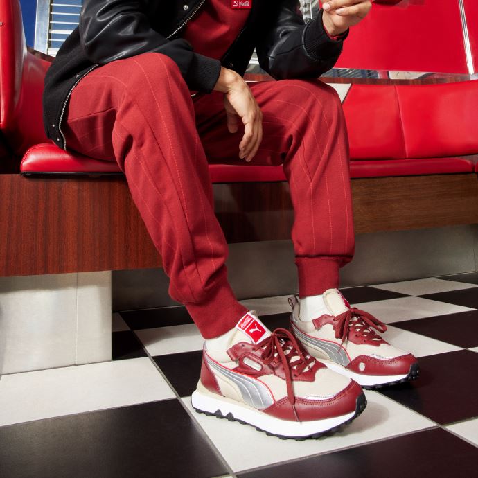Baskets Puma Canada X Coca-cola Rider Fv Lueur Rouge-argent-ivoire Intense
