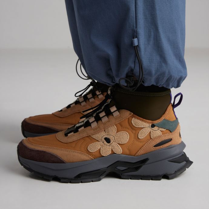 Baskets Puma Canada X Perks Et Mini Nano Noir
