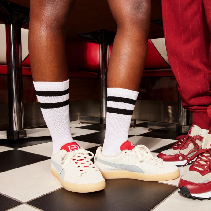 Baskets En Daim Puma Canada X Coca-cola Ivoire Glow-slate
