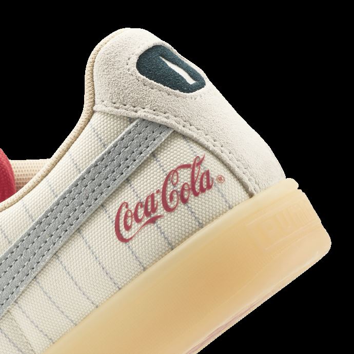 Baskets En Daim Puma Canada X Coca-cola Ivoire Glow-slate
