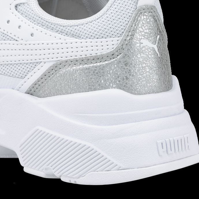 Baskets Cassia En Détresse Femmes Blanc-blanc-argent Puma Canada

