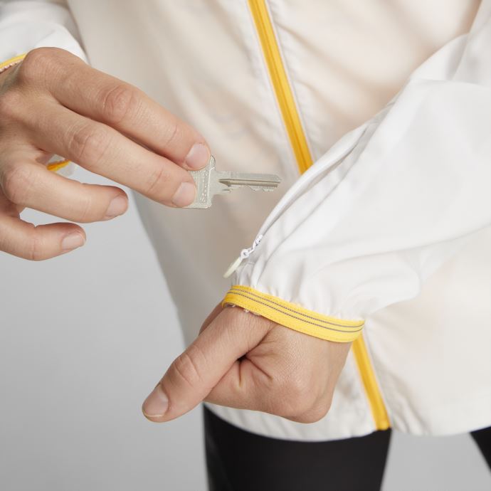 Veste De Course à Capuche Tissée Puma Canada Blanche Pour Femme