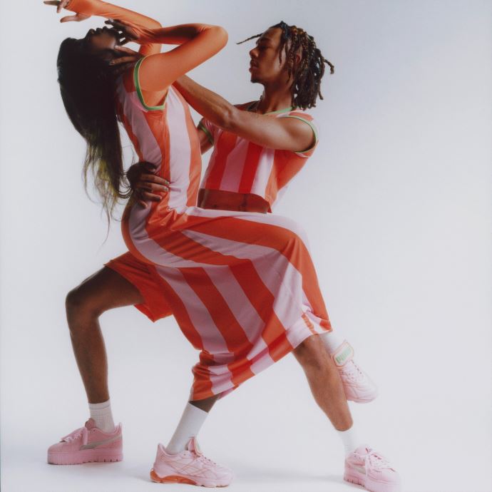 Puma Canada X Dua Lipa Robe à Rayures Pour Femme Rose Carotte
