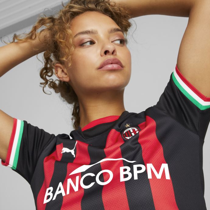 Puma Canada Noir-tango Rouge A.c. Milan Domicile 22-23 Réplique Maillot Femmes
